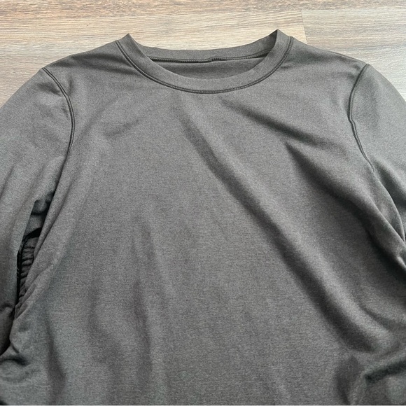 Vuori Women’s Chocolate Brown Long Sleeve Ruched Side Top PTP 16” Small - Picture 2 of 10